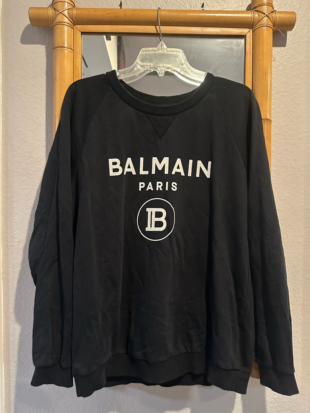 BALMAIN PARIS Black Logo Crewneck Sweatshirt – IT 40 / US 6 EUC, no flaws
